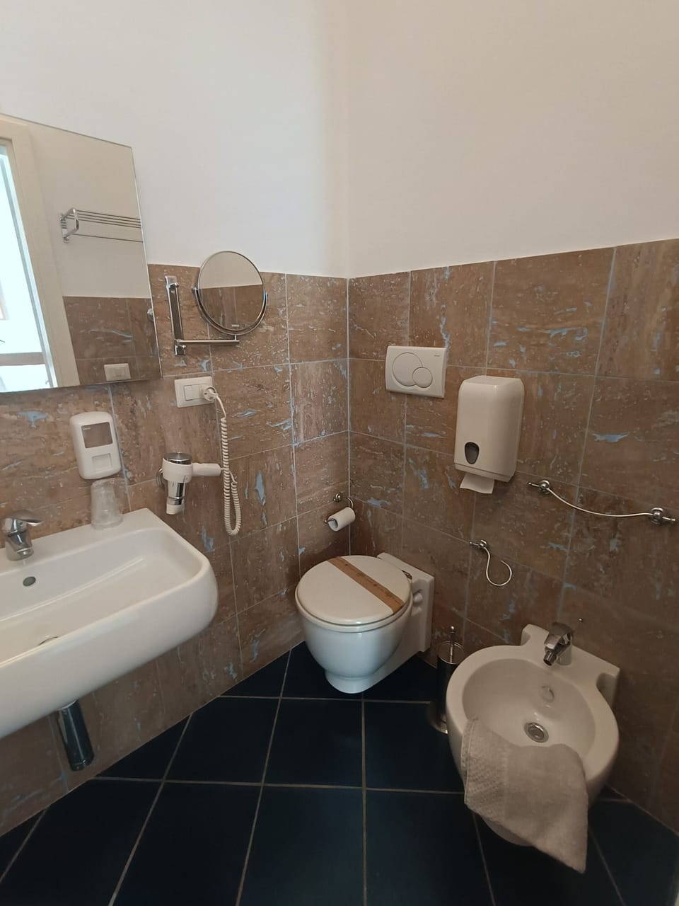 Standard Double Room, Balcony, Partial Ocean View | Bathroom | Shower, hair dryer, slippers, towels