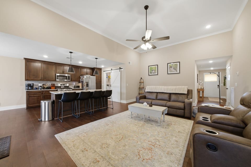 Furniture, Indoors, Living Room, Home Decor, Floor