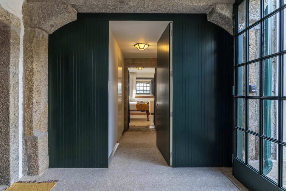 Access to the Suite