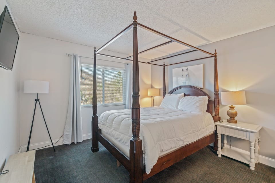 The Pioneer Apartment in Gatlinburg