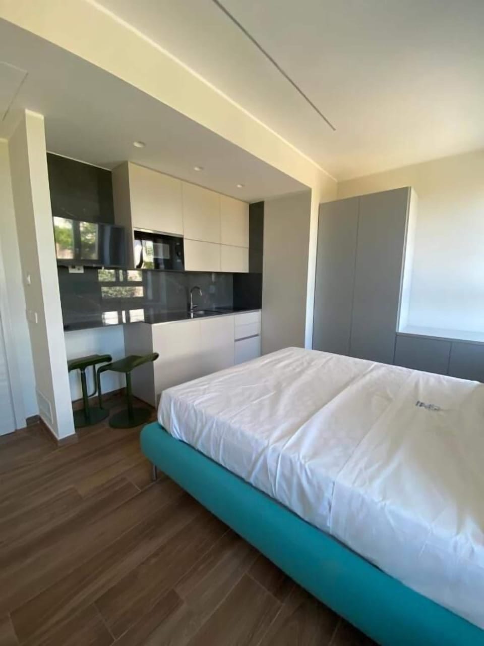 Deluxe Double Room, Sea View | In-room safe, free WiFi