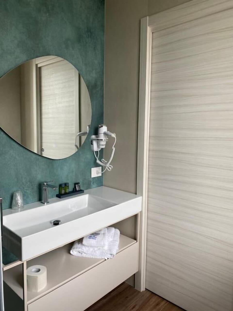 Deluxe Double Room, Sea View | Bathroom | Bidet