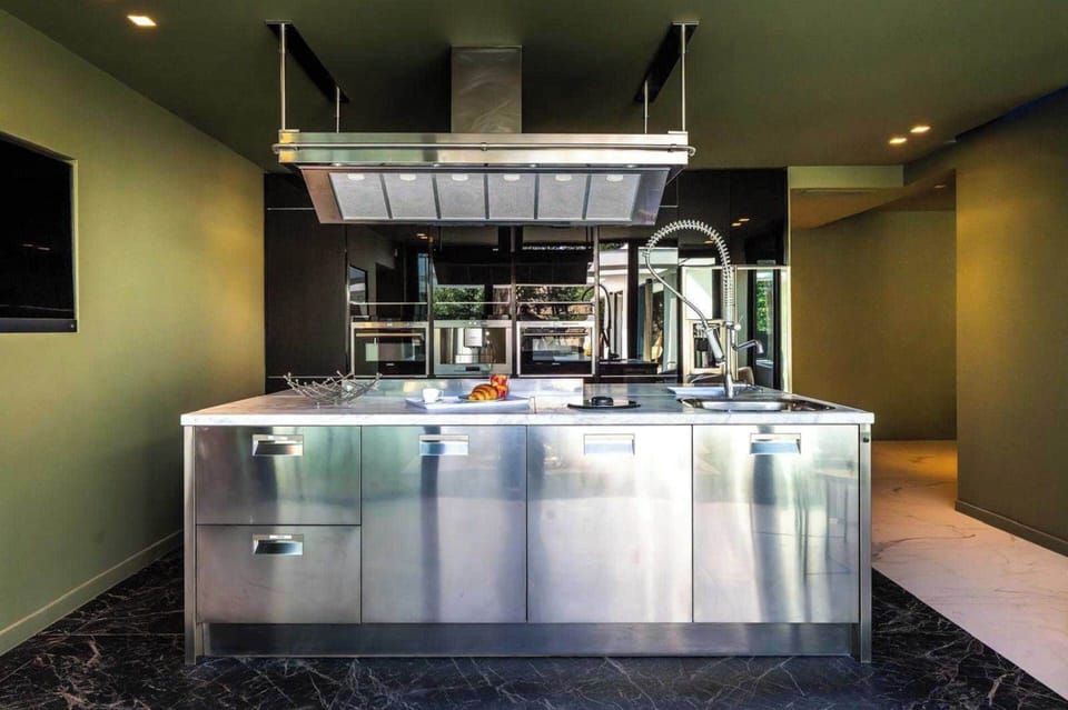 Villa | Private kitchen | Coffee/tea maker, fridge, microwave, oven