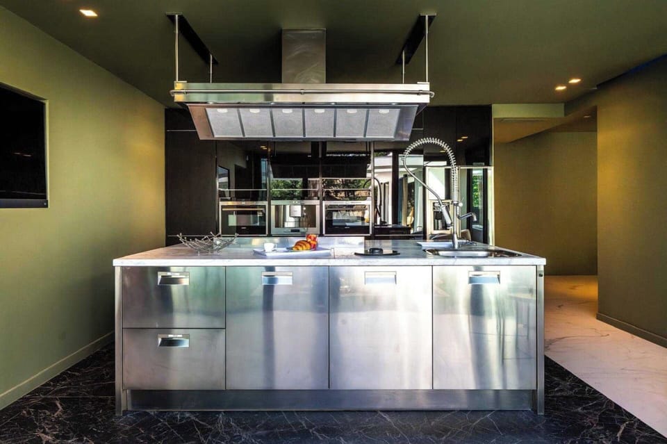 Villa | Private kitchen | Coffee/tea maker, fridge, microwave, oven