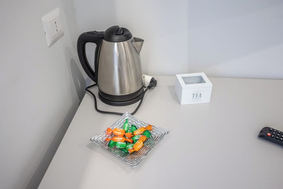 Room, Balcony | Coffee and/or coffee maker