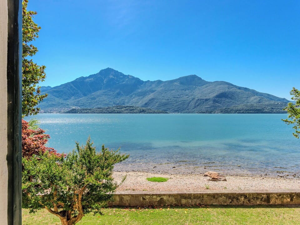 Blue, Water, Mountainous Landforms, Water Resources, Body Of Water, Mountain, Hill, Natural Landscape, Highland, Landscape