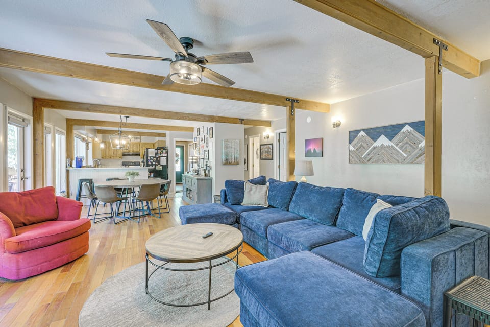 House (3 Bedrooms) | Interior