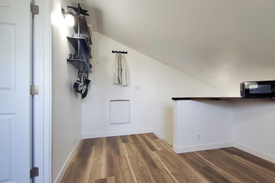 Apartment (1 Bedroom) | Interior
