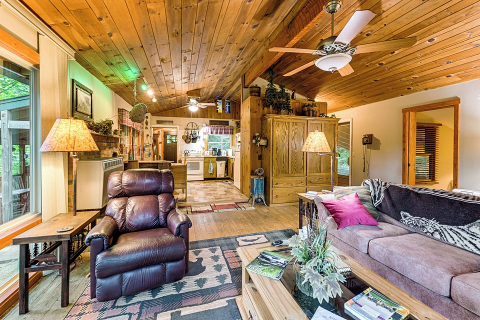 House (2 Bedrooms) | Interior