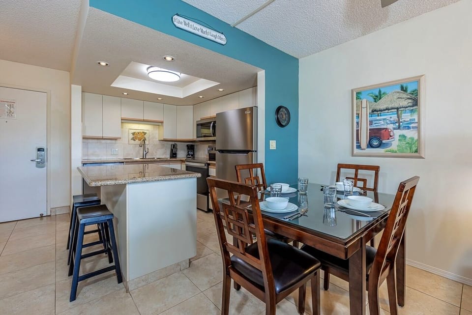 Condo, 1 Bedroom | Private kitchen | Coffee/tea maker, fridge, oven, toaster