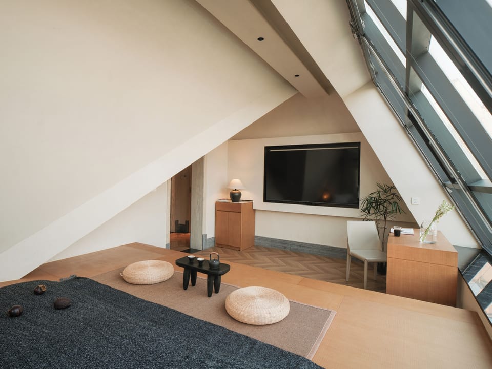 Deluxe Double Room, Garden View | Interior