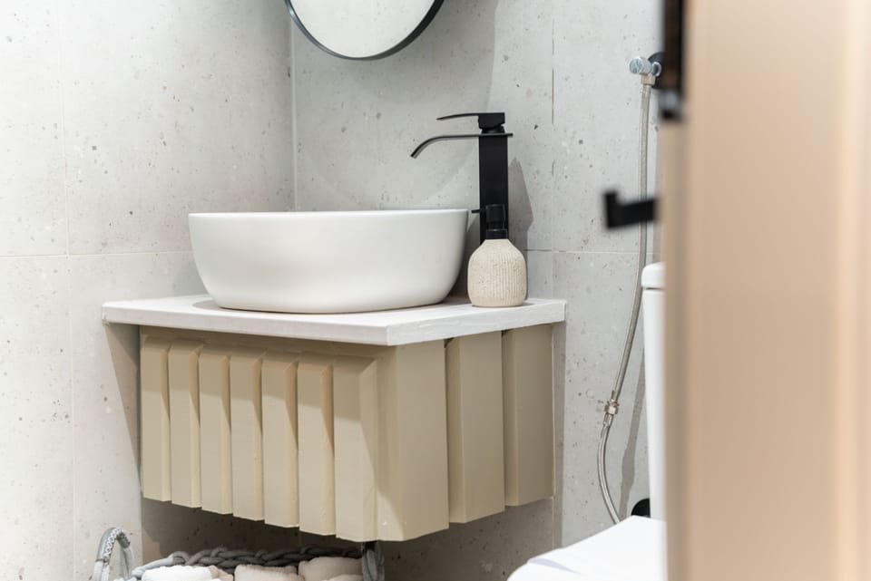 Economy Double Room | Bathroom