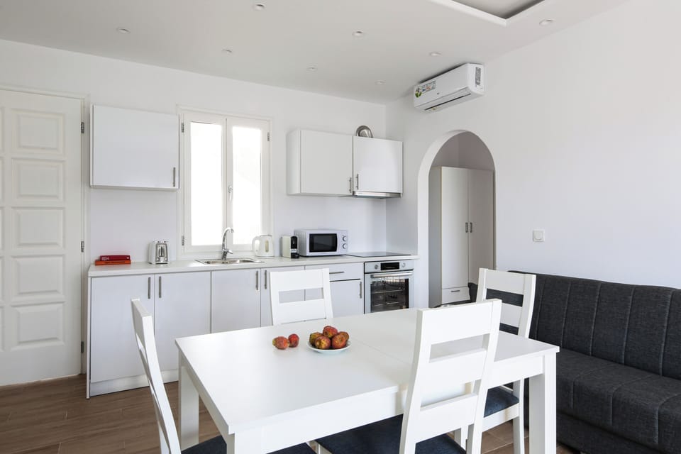 One Bedroom Suite | Private kitchen | Espresso maker, fridge, microwave, oven