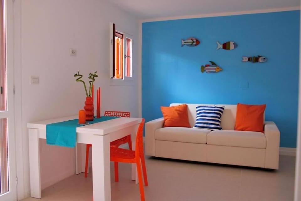 Quadruple Room, Patio | Interior