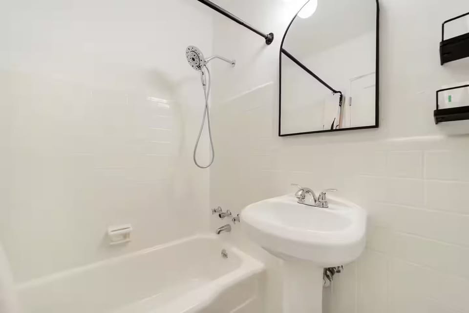 Standard Room, Multiple Beds, Private Bathroom (Self check-in) | Bathroom | Combined shower/tub, free toiletries, hair dryer, towels