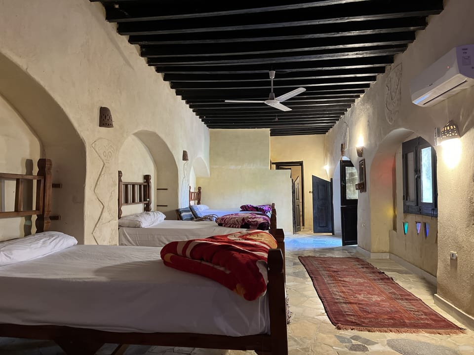 Basic Triple Room | Individually decorated, individually furnished, bed sheets