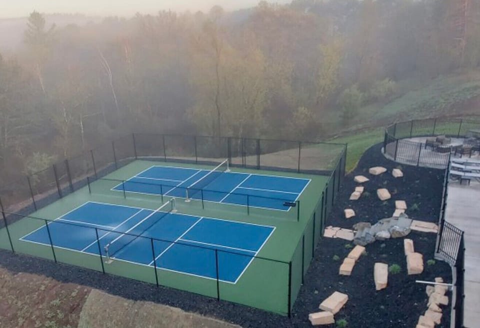 Pickleball Courts (Communal)
