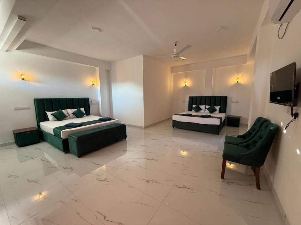 Deluxe Double Room, Balcony, Sea View | Laptop workspace, WiFi (free)