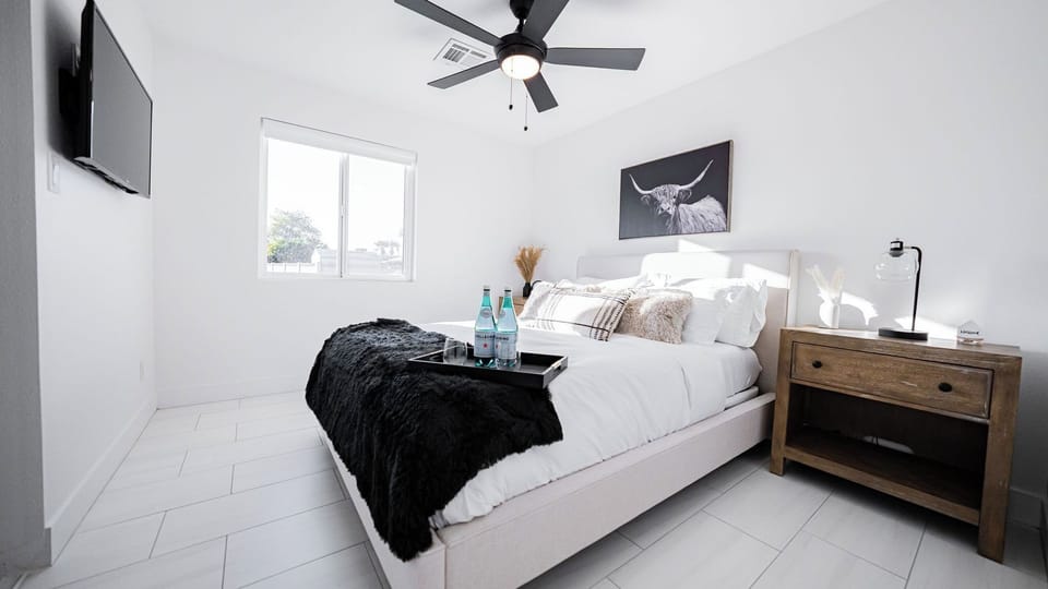House (3 Bedrooms) | Interior