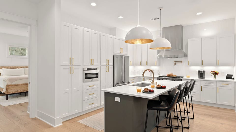 House (4 Bedrooms) | Interior