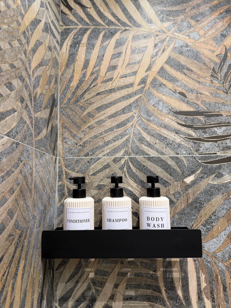 Bathroom amenities