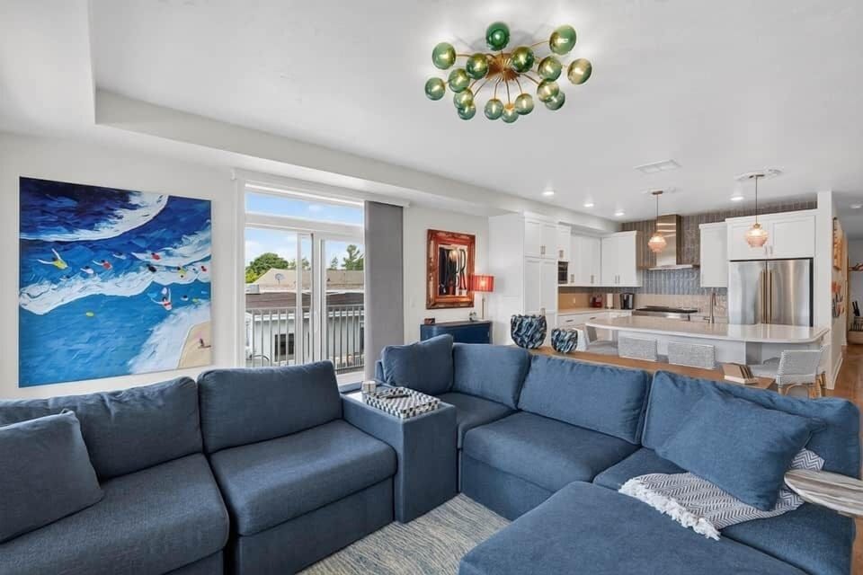Living into kitchen