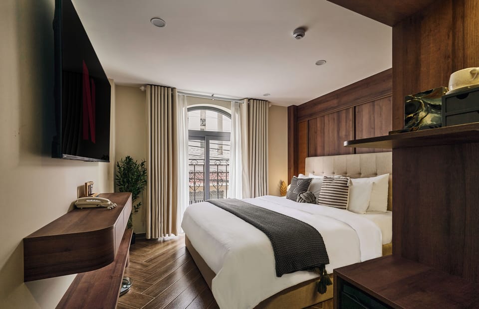 Standard Double Room, City View | Egyptian cotton sheets, premium bedding, down comforters