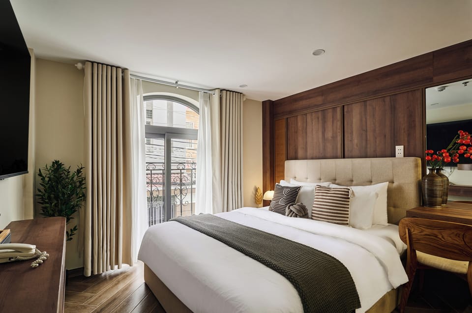 Standard Double Room, City View | Egyptian cotton sheets, premium bedding, down comforters