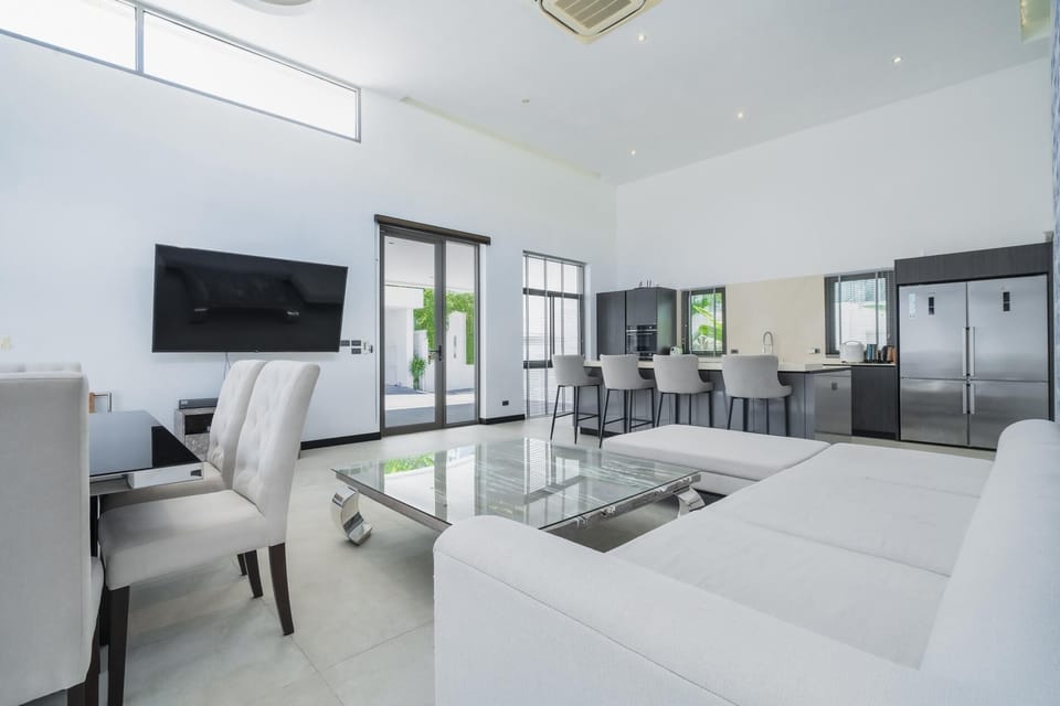 NEW Magnolia 54 Villa Private Pool, Rawai, Phuket (10306)