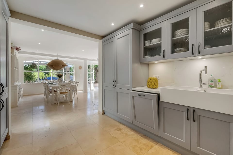 Kitchen and dining area