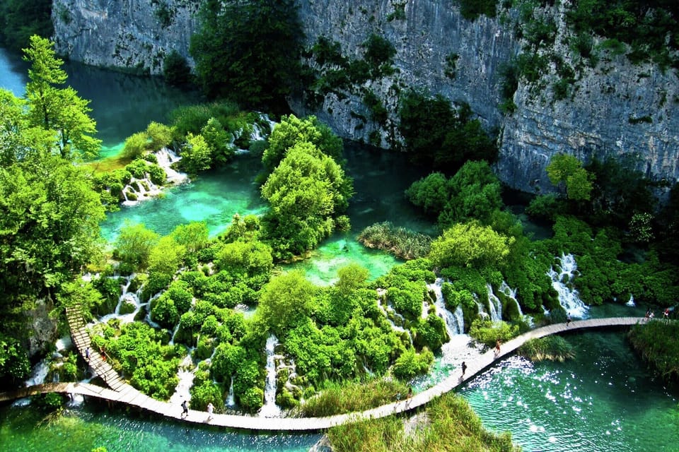 Region [summer] (>5 km)