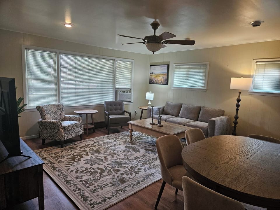Living room - 2