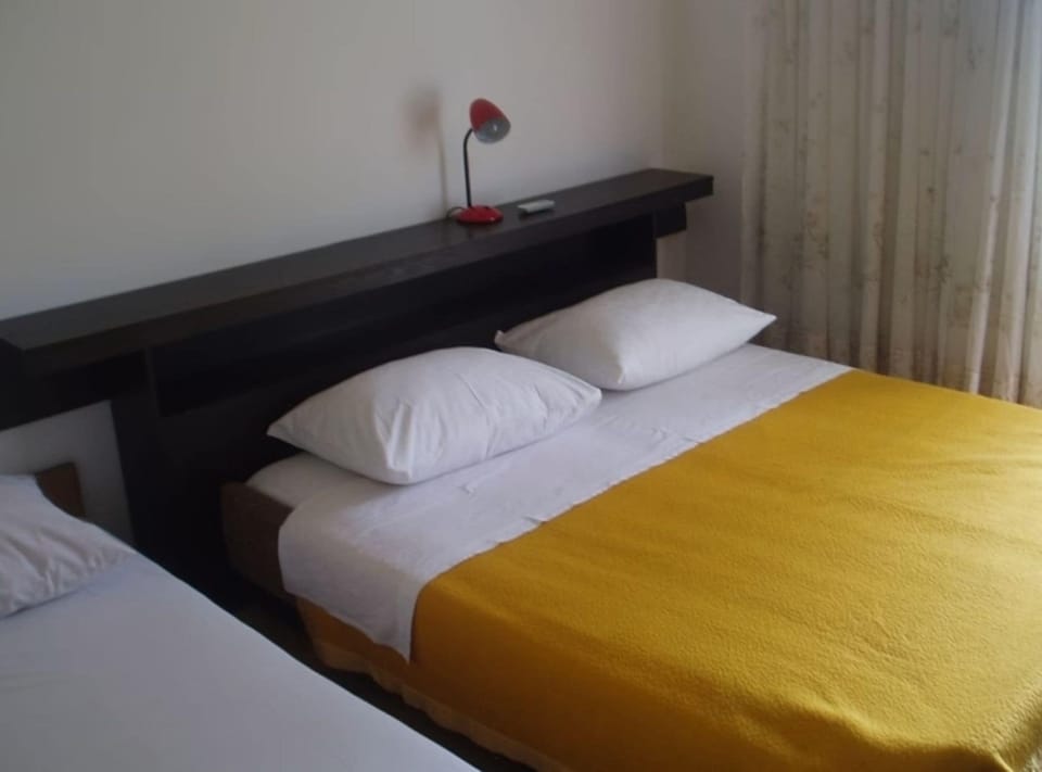 Triple Room (Triple Room with Balcony) | 7 bedrooms, free WiFi