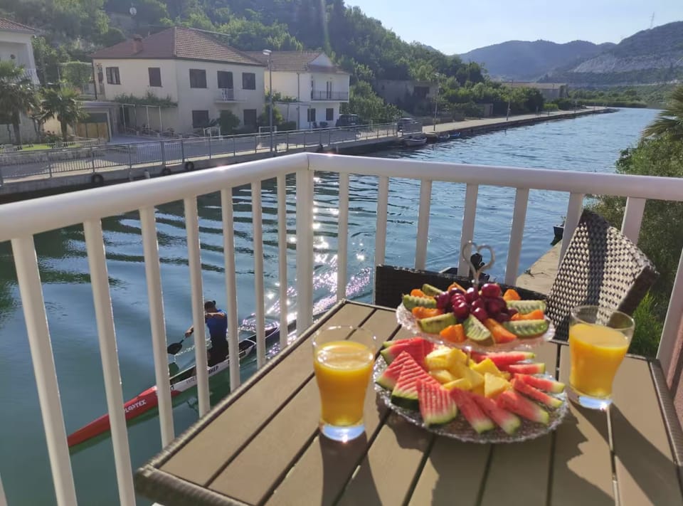 Apartment (Two Bedroom Apartment with Balcony an) | Balcony