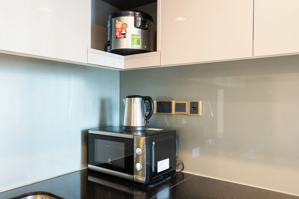 Luxury Apartment, City View | Interior