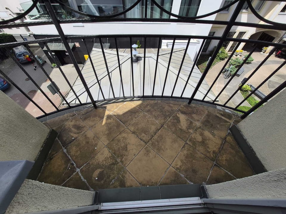 Comfort Apartment, Balcony | Property grounds