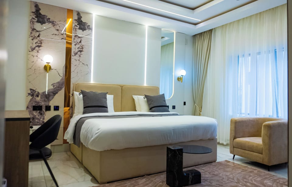 Single Room | Desk, laptop workspace, free WiFi