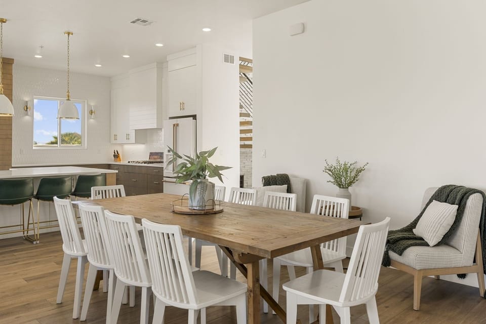 House, Multiple Bedrooms | Dining