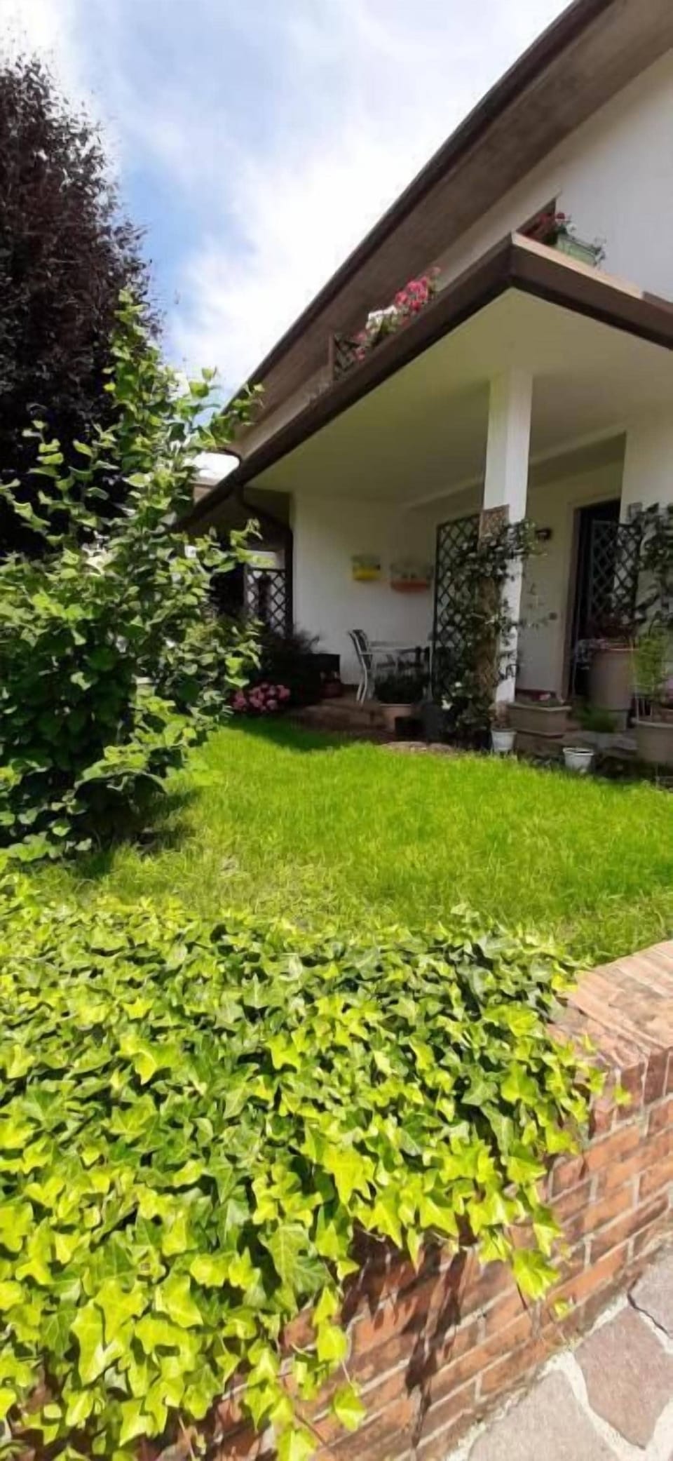 Basic Double or Twin Room, Balcony, Mountain View | Property grounds