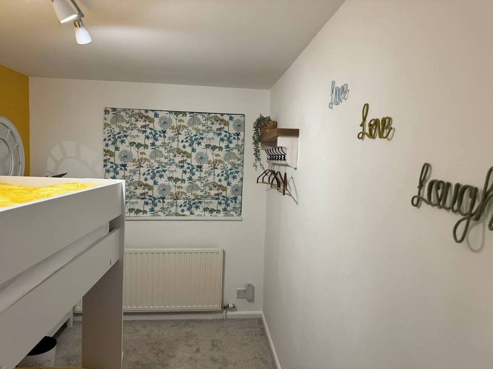 Bedroom 3: Hedgerow room again referring to the furnishing designs. This room is surprisingly spaces with a lot of storage build into this big adult size bunk bed.
Live Love Laugh