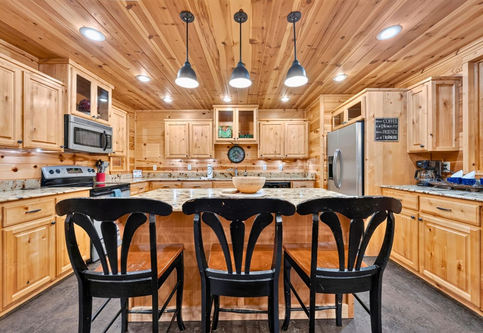 Pull up a seat at the breakfast bar while meals are prepared or gather here for a quick bite before heading out to explore.