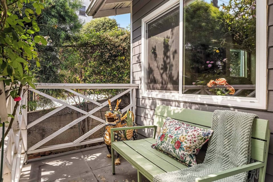 House, 2 Bedrooms, Smoking, Patio | Balcony