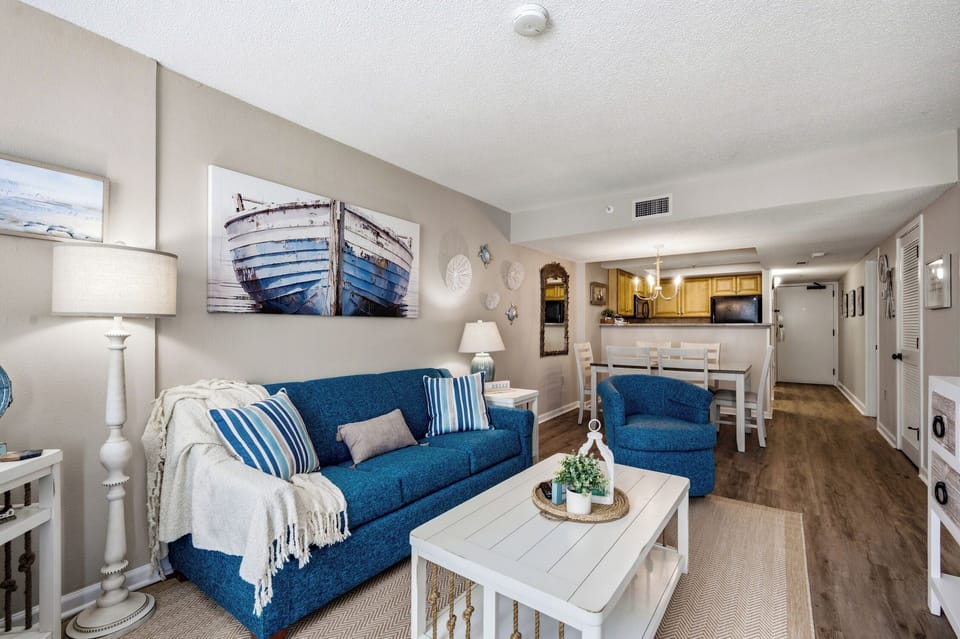 Beach Colony 516 - Living Room