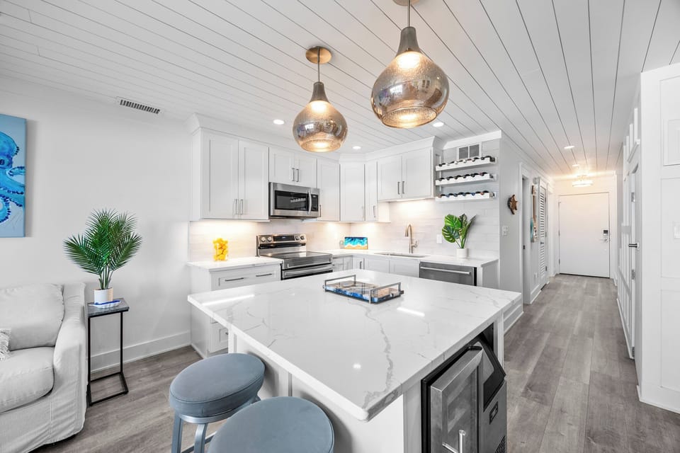 Cook delicious meals in the remodeled, Gulf-View, fully-stocked kitchen + Ice Maker and Wine Fridge