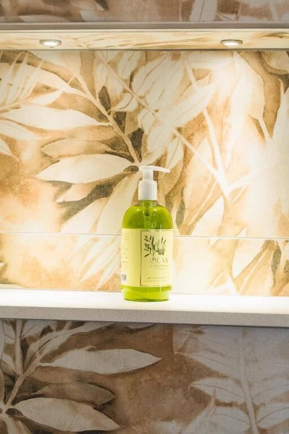 Shower, towels, soap, shampoo