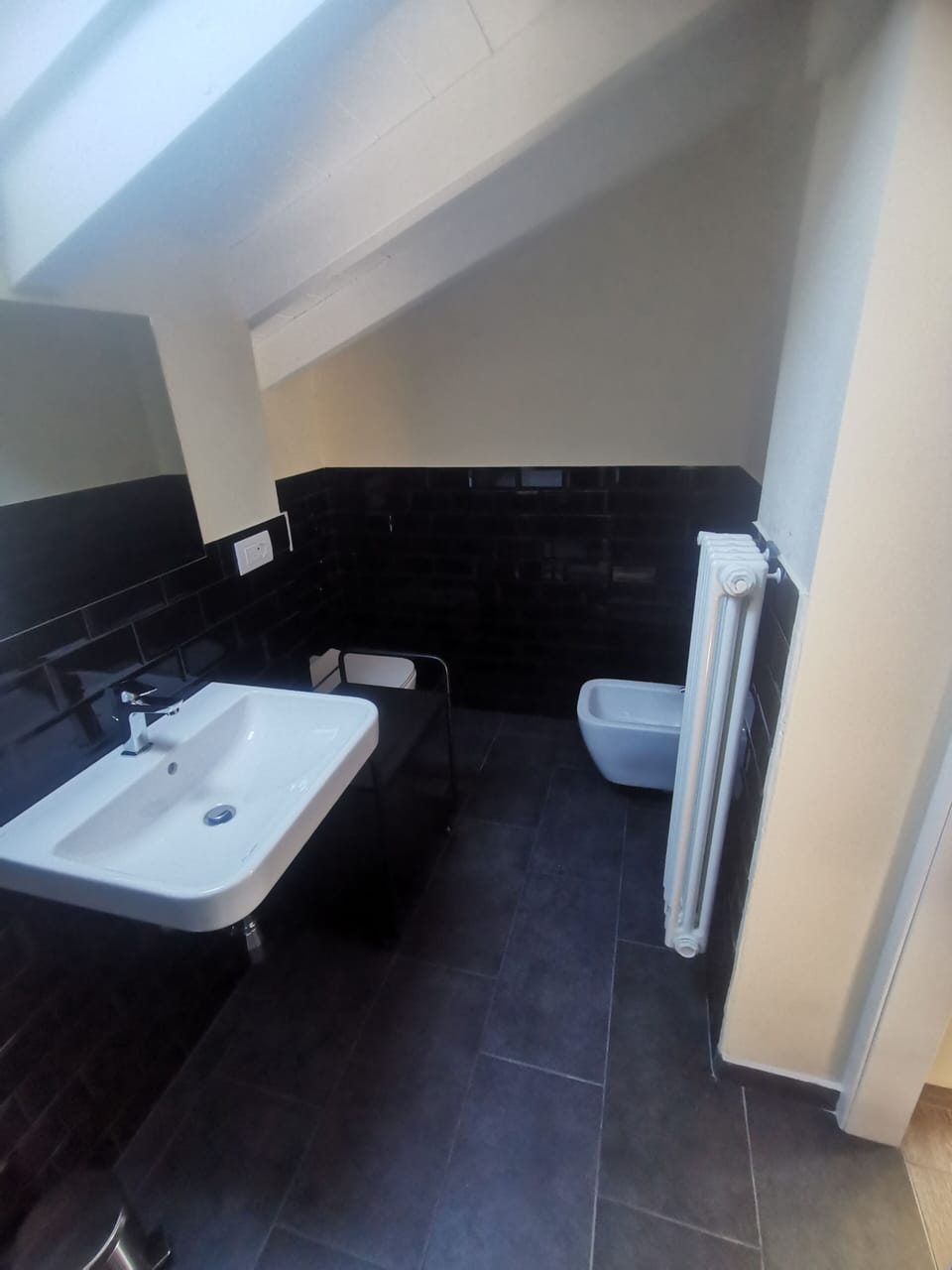 Comfort Double Room, 1 Queen Bed, Private Bathroom | Bathroom | Shower, hair dryer, towels, soap