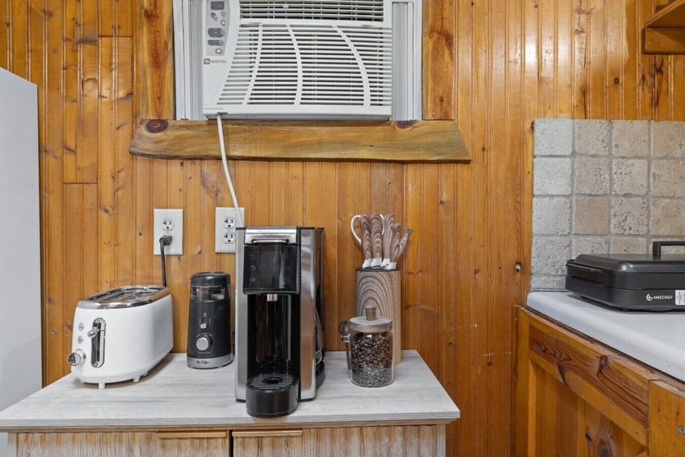 Everything you need for convenient cooking while enjoying your getaway.