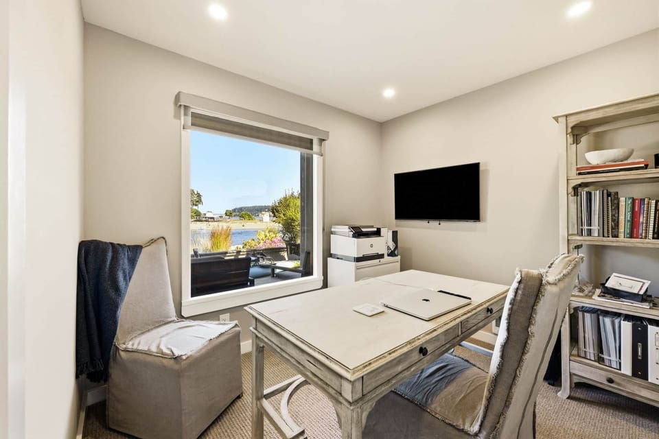 Private Office