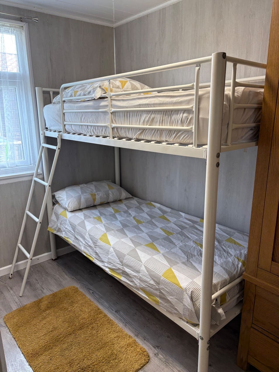 2 bedrooms, WiFi (free)