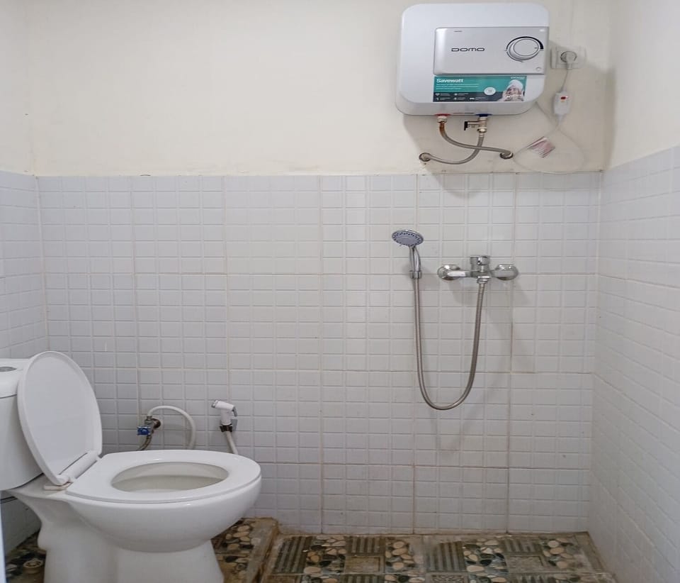 Deluxe Villa, Lake View | Bathroom